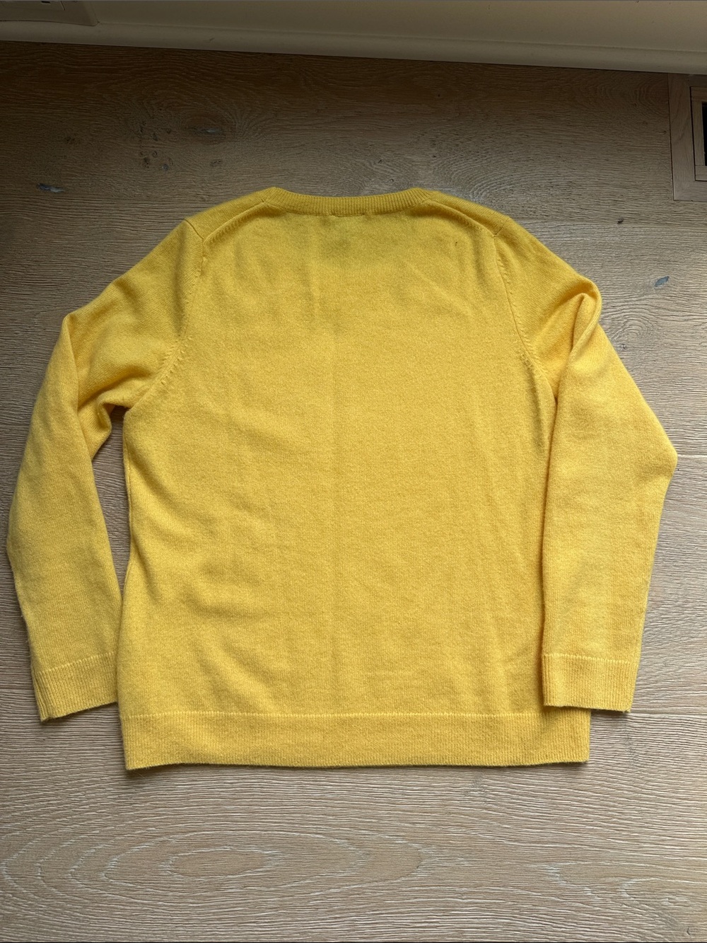 Talbots Cashmere Crewneck Sweater - Picture 2 of 3